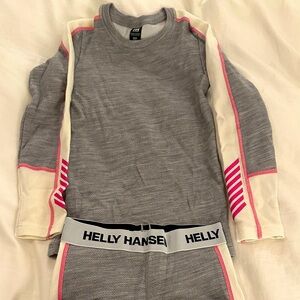 COPY - Size 8 base layer ski or winter